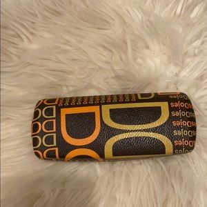 Dojes  Eye glass case 6/2in Gorgeous brown & gold